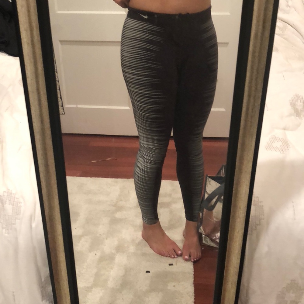 Nike leggings